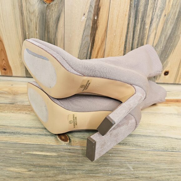 Lulu's Synoy Nude Sock Boots - Picture 4 of 9